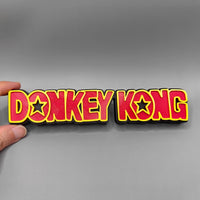 Donkey Kong – DK Barrel Pen Container & Logo Nameplate 3D Printed Display Set