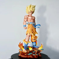 Dragon Ball Z Son Goku Super Saiyan Statue – Replaceable Heads LED Base